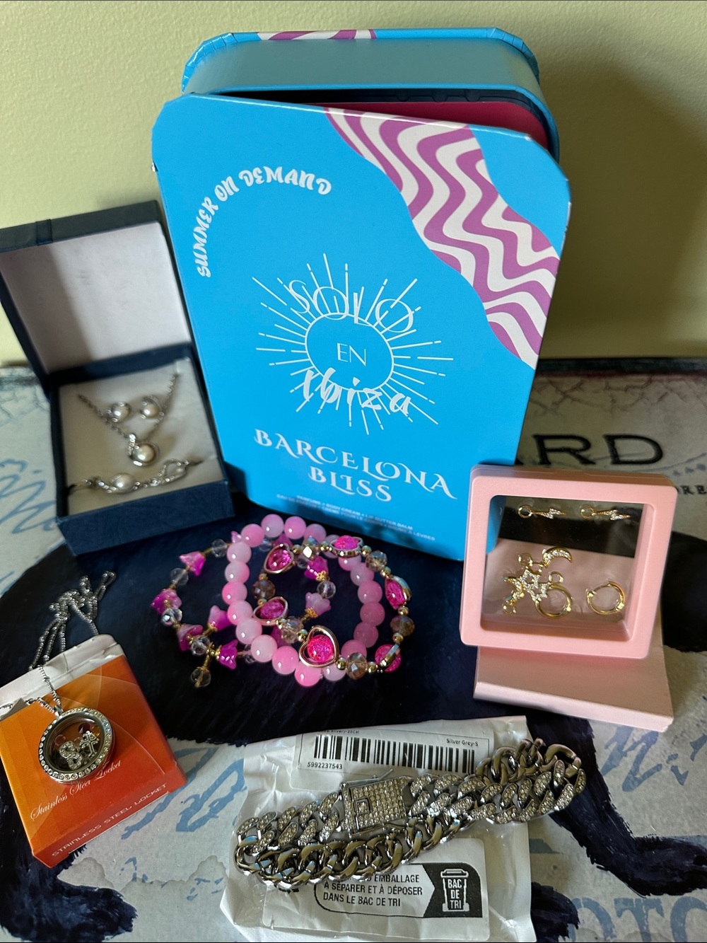 Barcelona Bliss Pink,  Beaded Stretch Bracelet Set - ALL YOU SEE NWT